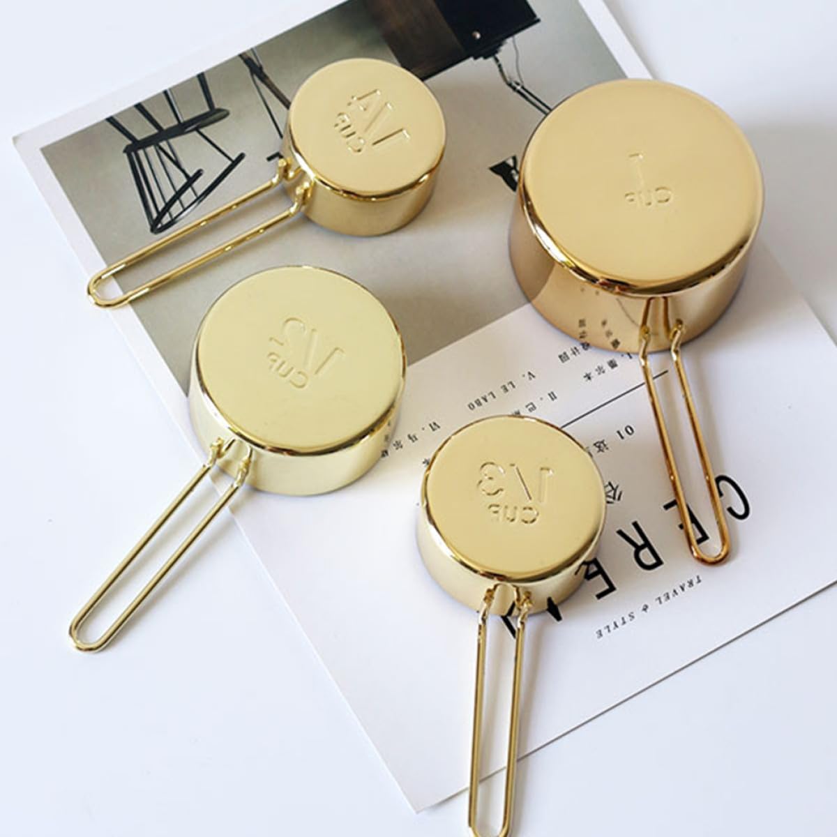 TOYANDONA Ensemble de 4 Cuillères Doseuses en Acier Inoxydable Doré Multi-usages Design Trou Suspendre Cuisine et Usage Domestique