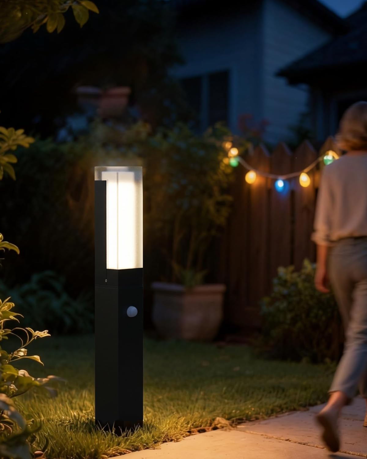 Lampione da Giardino, 40cm Lampioni da Giardino Esterno con Sensore di Movimento, IP65, 3000K, 220V Lampade da Giardino da Terra Paletto in Alluminio per Vialetto e Patio, Nero