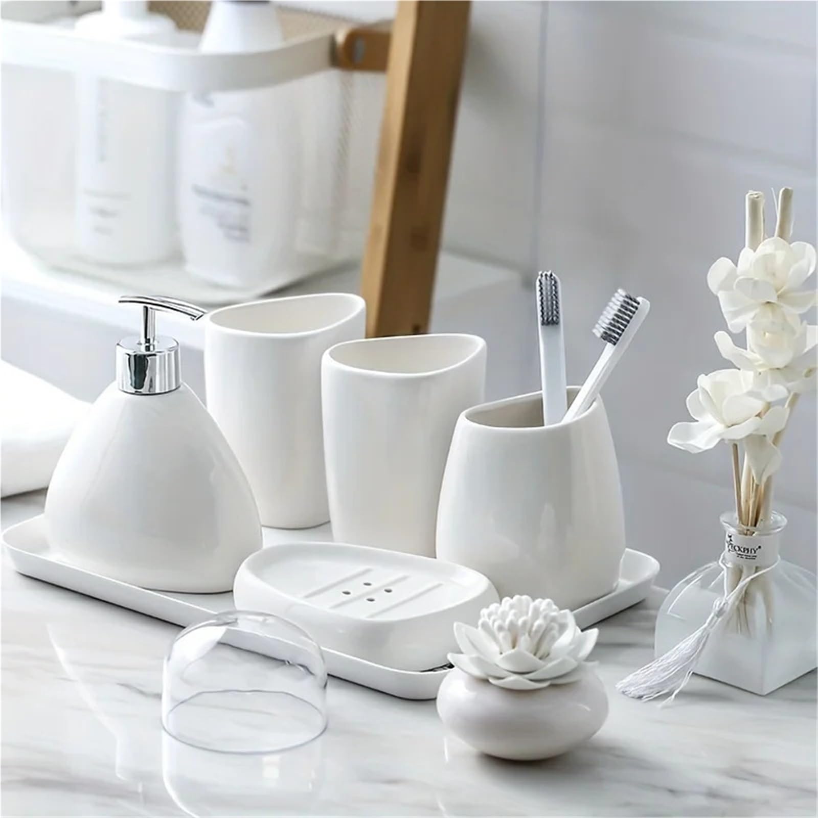 Juego de Accesorios de Baño Juego Completo De Accesorios Baño Cerámica | Con dispensador de jabón, vaso, soporte for cepillo de dientes y organizador de platos.(Gold 4Pcs)