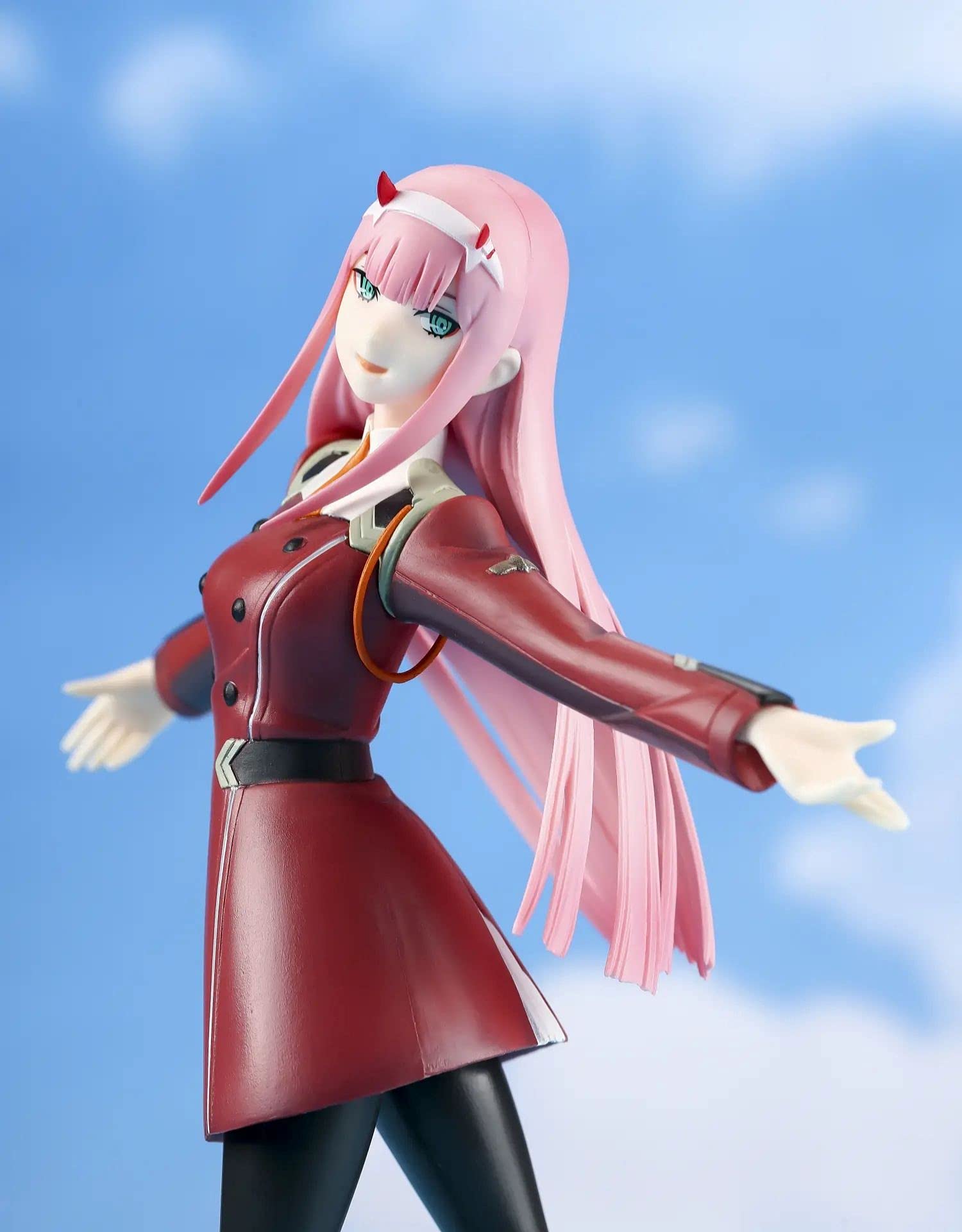Amazon | DARLING in the FRANXX -ダーリン・イン・ザ