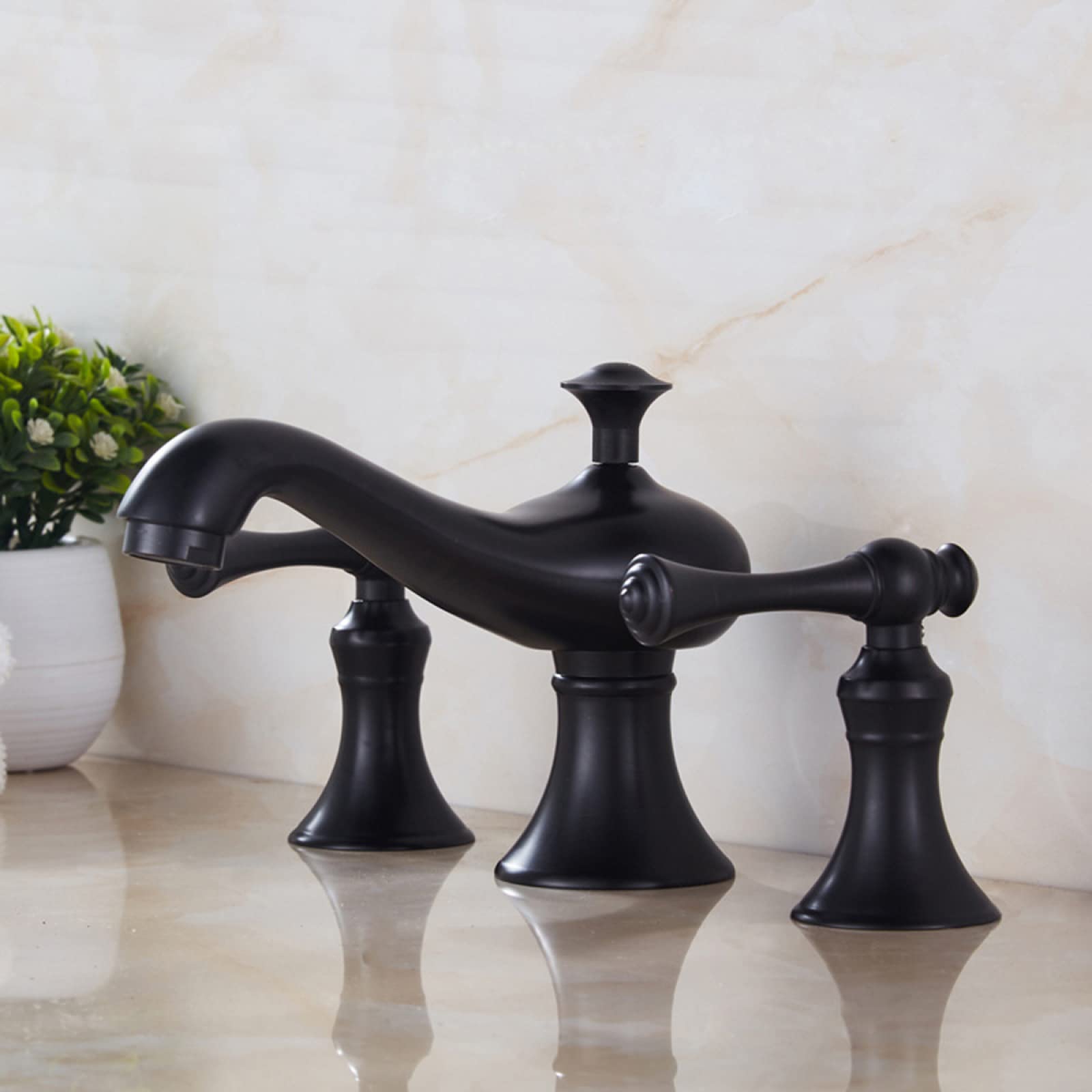 Robinet de lavabo rétro en laiton : finissez-en avec les variations de température
