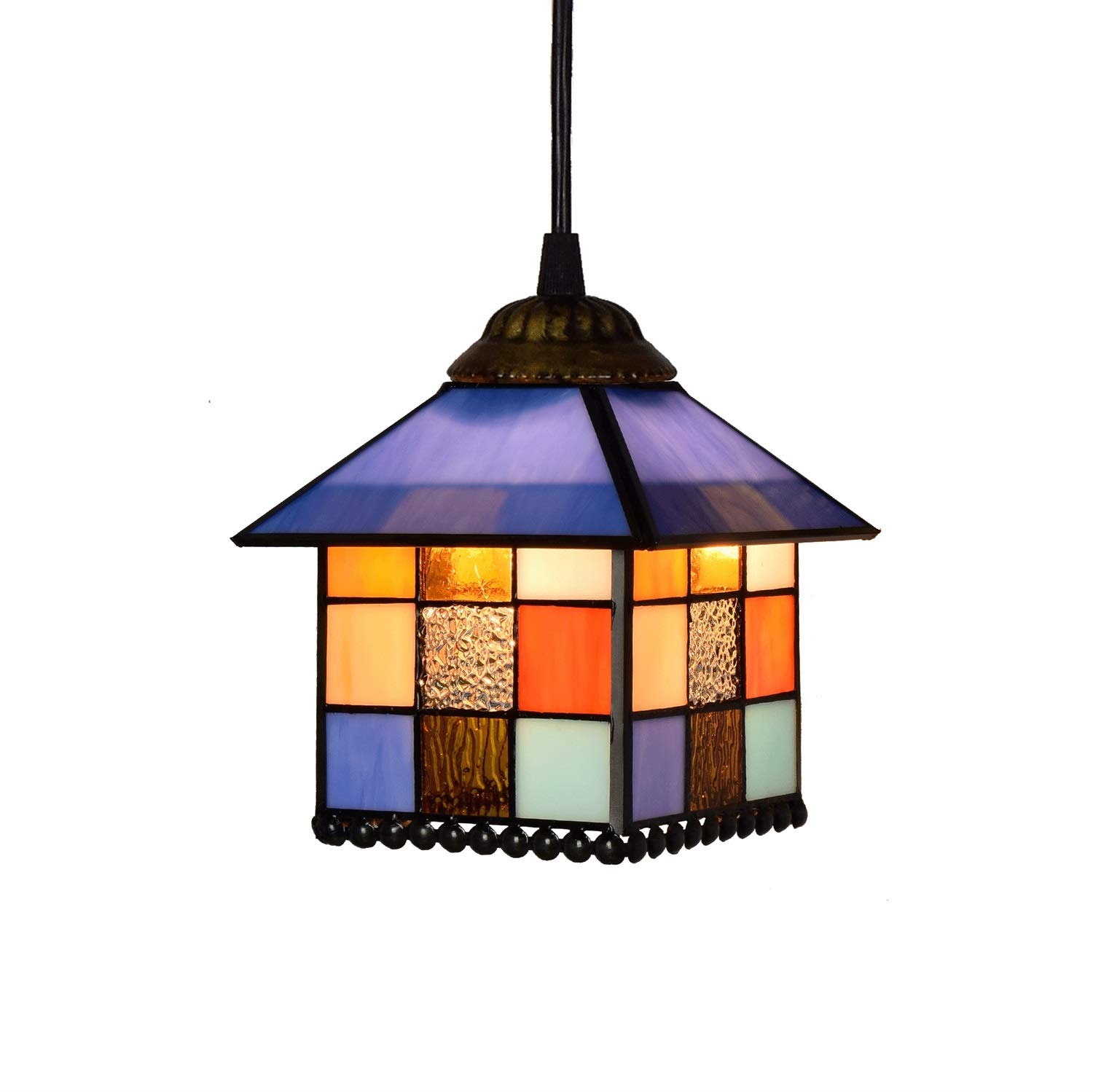 Lampe suspendue Tiffany 20cm pour illuminer chaleureusement un coin lecture de petite maison