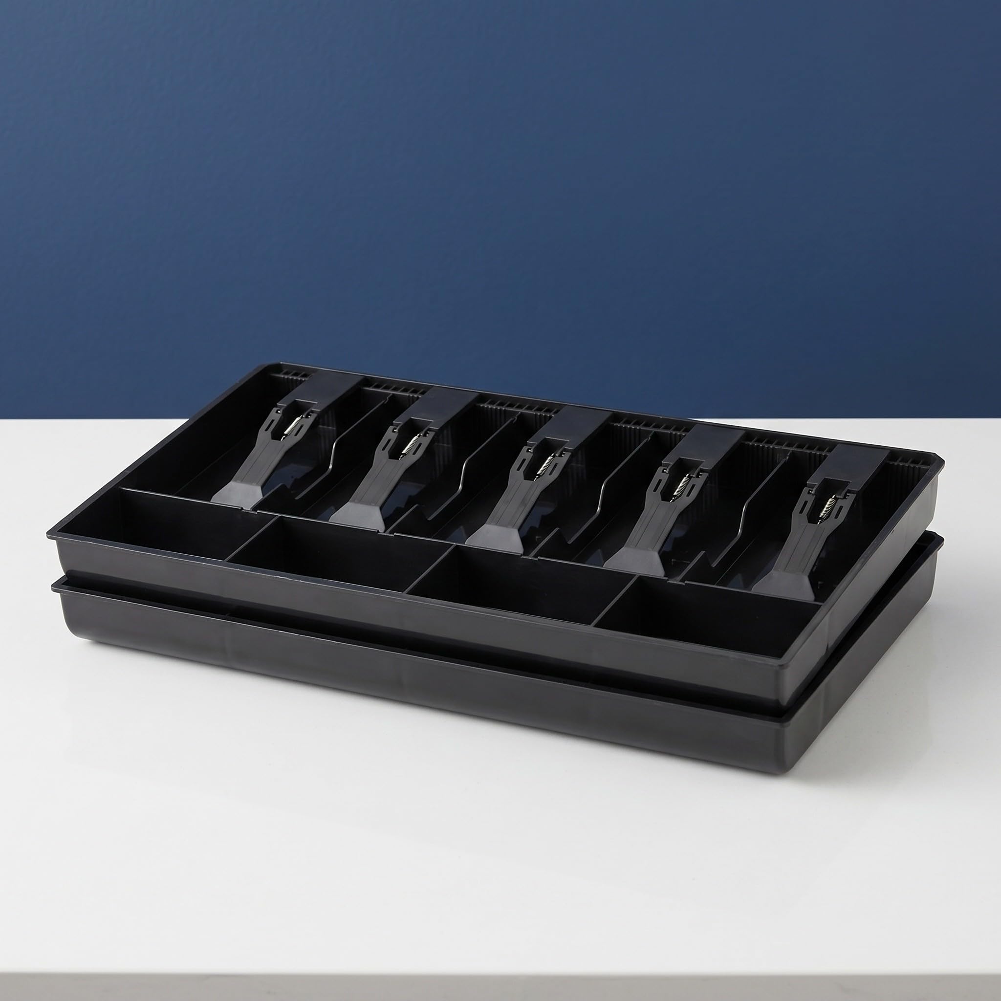Abaodam 2 Pièces Boîte à Monnaie et 4 Compartiments Pièces avec 5 Compartiments Billets en ABS Noire Portable et Pratique pour Caisse Enregistreuse à Domicile ou Commerce