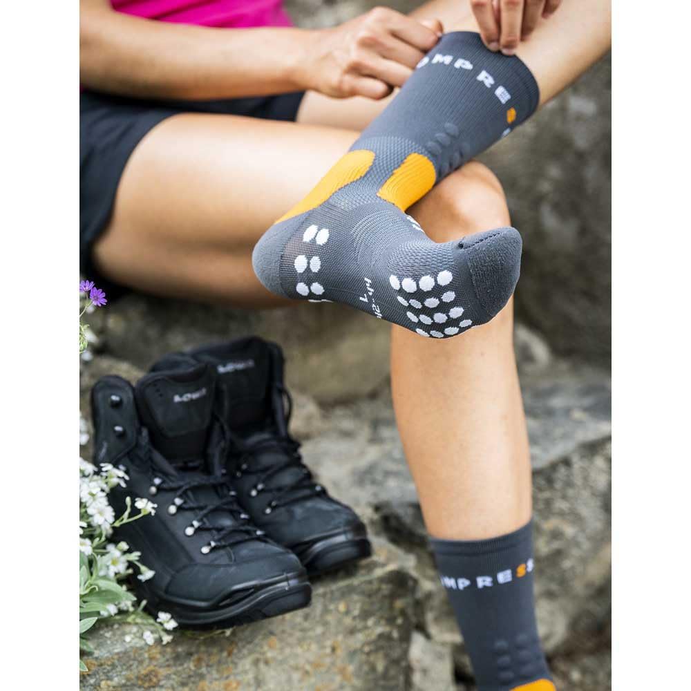 COMPRESSPORT Hiking Socks Calzini da Corsa Unisex per Adulti