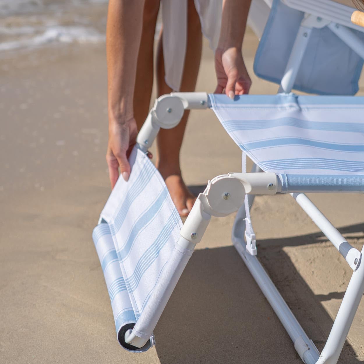 Flamingueo Lot de 2 Chaises de Plage - Trou pour Tête et Bras - 5 Positions - Parasol Réglable UPF 50+ - Poignées Sac à Dos - Repose-Pieds et Accoudoirs - Poche Isotherme - Aluminium et Polyester