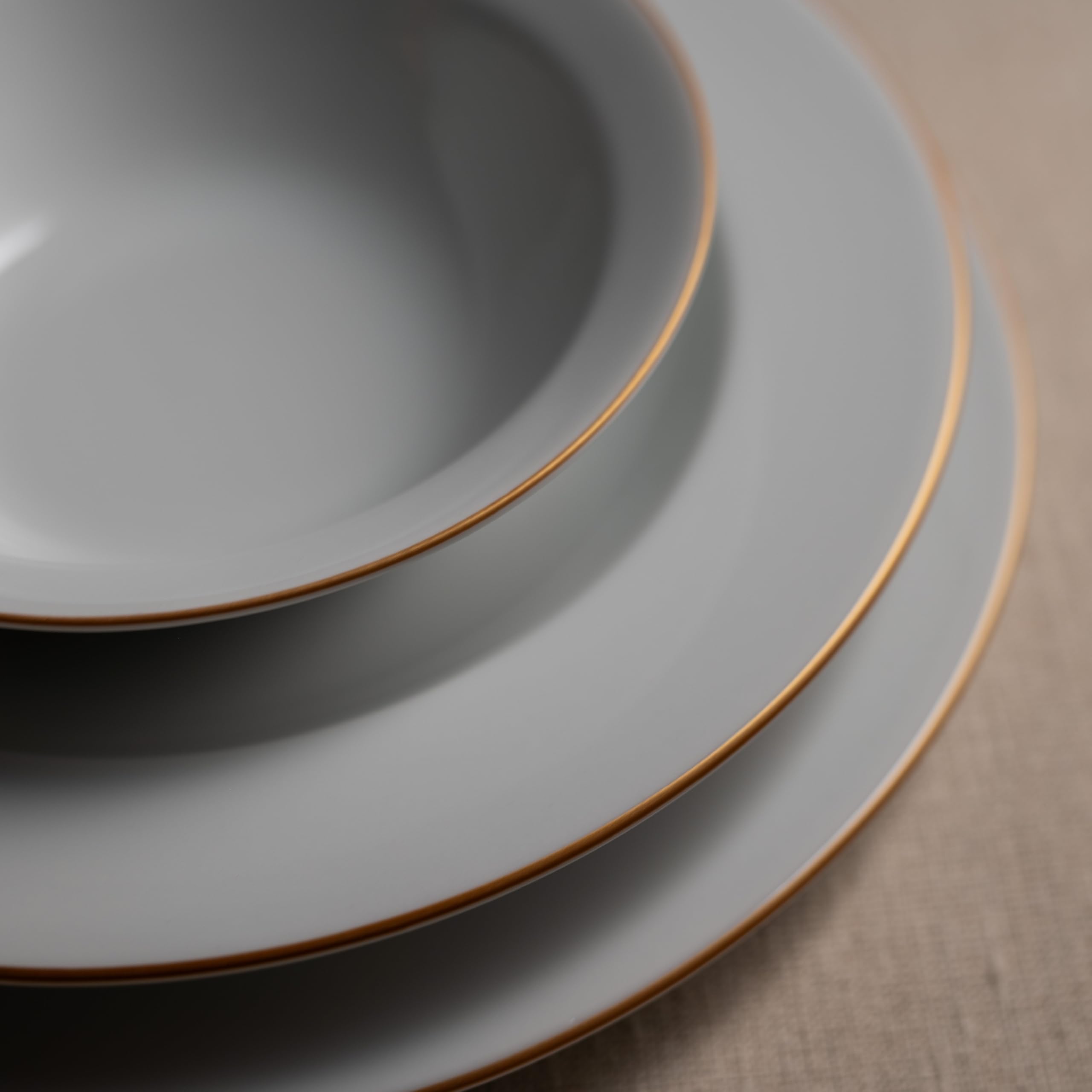 Porland Mina - Service de table en porcelaine 18 pièces doré - Complète et élégant