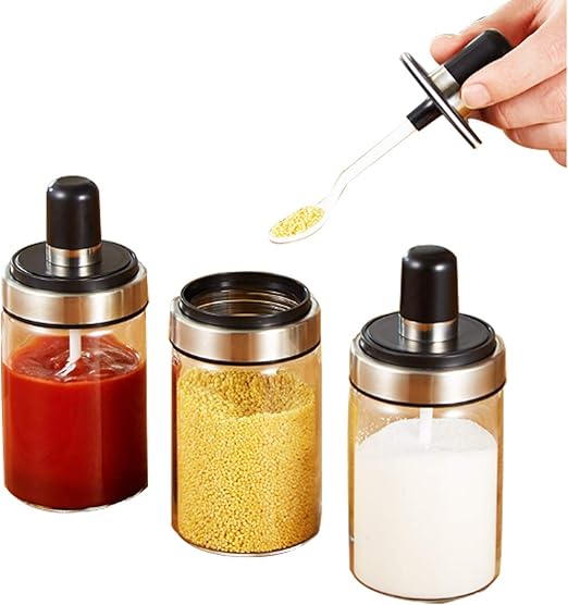 Amazon Carfeny 密閉型スプーン付きスパイスボトル 調味料入れ 固まらない 湿気対策 塩 砂糖 コショウ 液体調味料対応 バイコール 家庭キッチン用 使いやすい 保存容器 2点セット 調味料入れ オンライン通販