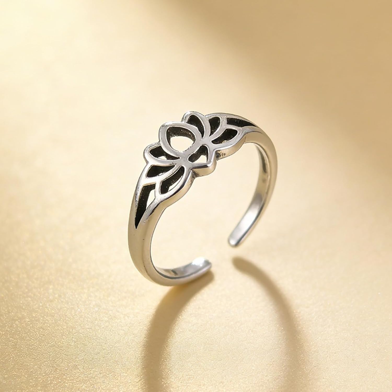 12 Pcs Silver Toe Rings Set for Women Adjustable Open Stackable Toe Ring Silver Knot Star Flower Rings Summer Beach Foot Jewelry Accessories