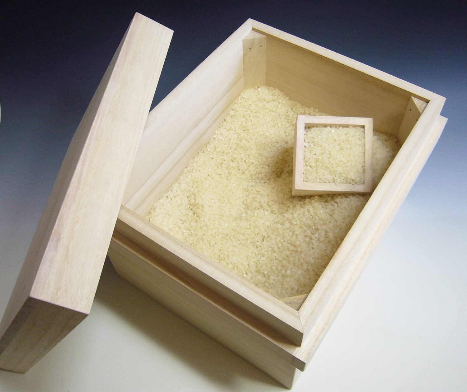 Amazon｜木曽工芸 米びつ 日本製 木製 桐 【一合桝付き】 5kg用 茶  