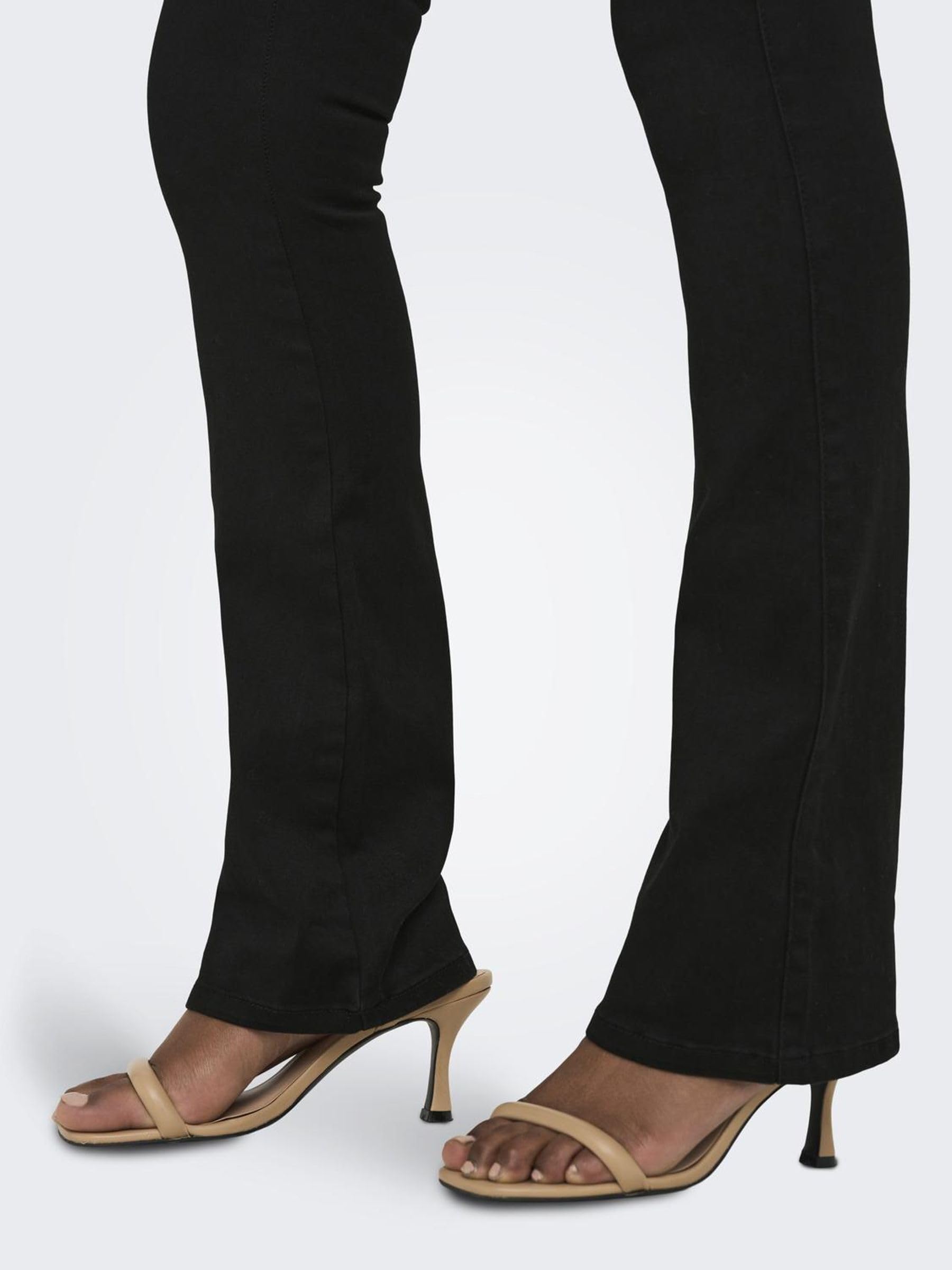 ONLY Women's Onlrose Hw Retro Flared DNM Gua192 Noos Jeans
