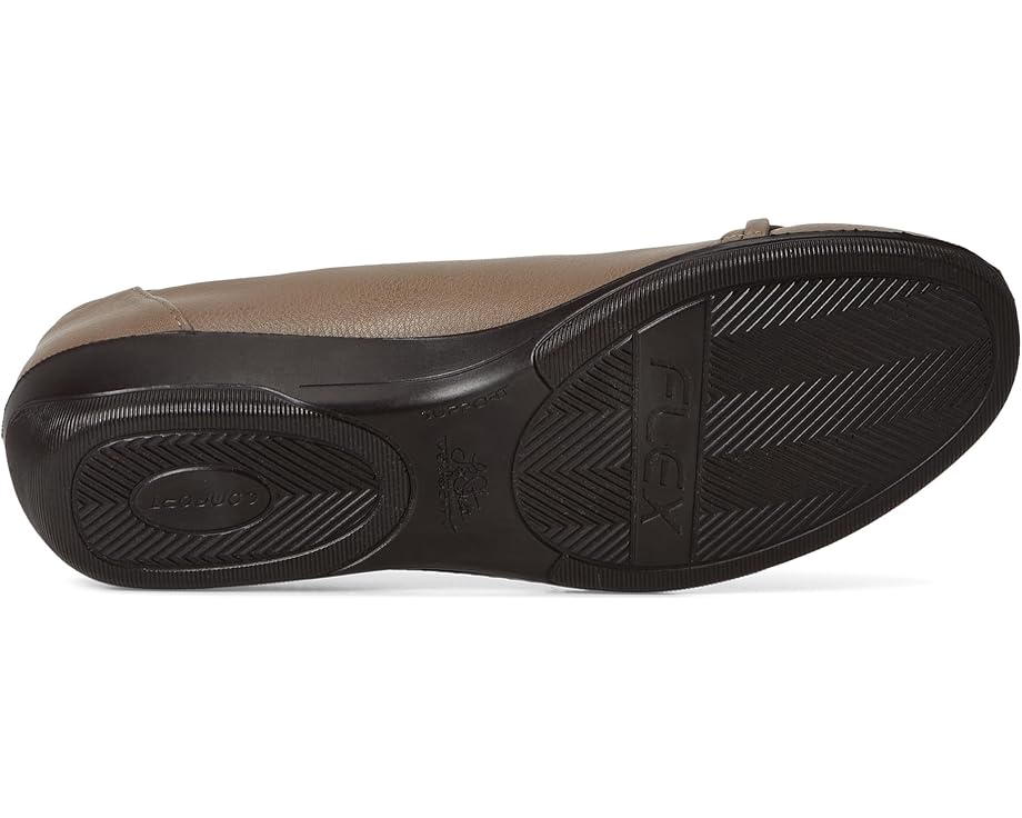 LifeStride Impact - Bottom View