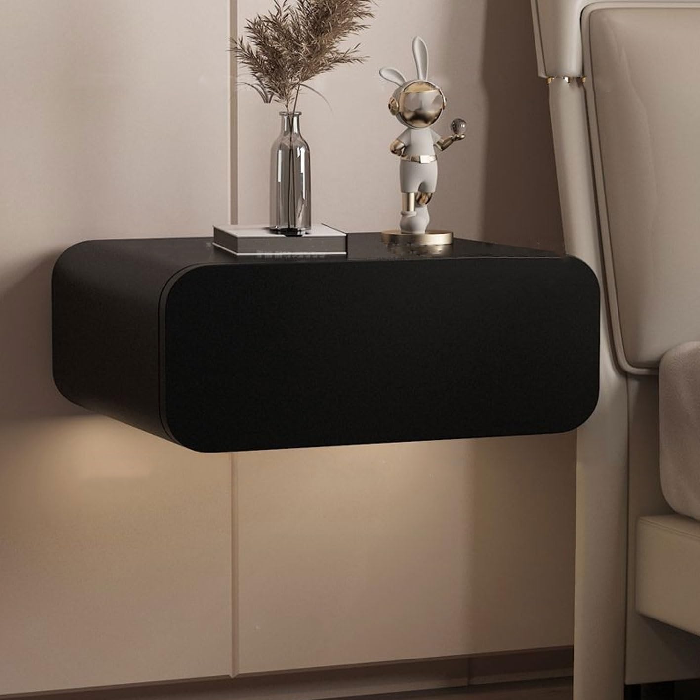 Table de chevet suspendue en bois massif noir 35cm pour petite chambre