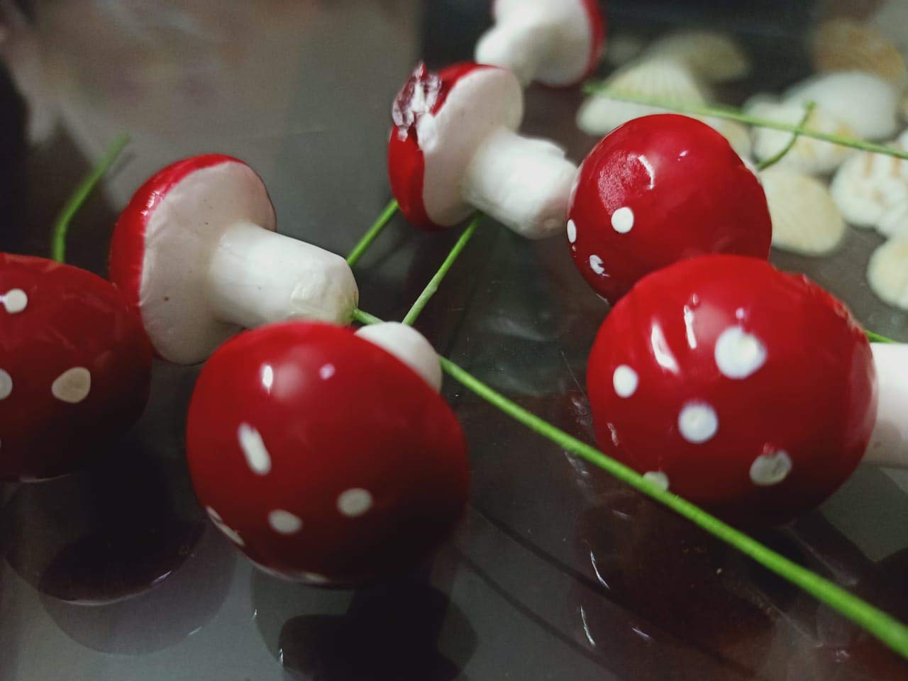 See full amazon price history chart for Bloom Bagicha Polyresin Pin Mushrooms - (Pack of 10) for Fairy Garden/Bonsai Decor/Terrarium Decor/Craft Work and Landscaping Bloom Bagicha Polyresin Pin Mushrooms - (Pack of 10) for Fairy Garden/Bonsai Decor/Terrarium Decor/Craft Work and Landscaping (B08K9DV4JJ) Amazon Price History, Amazon Price Tracker
