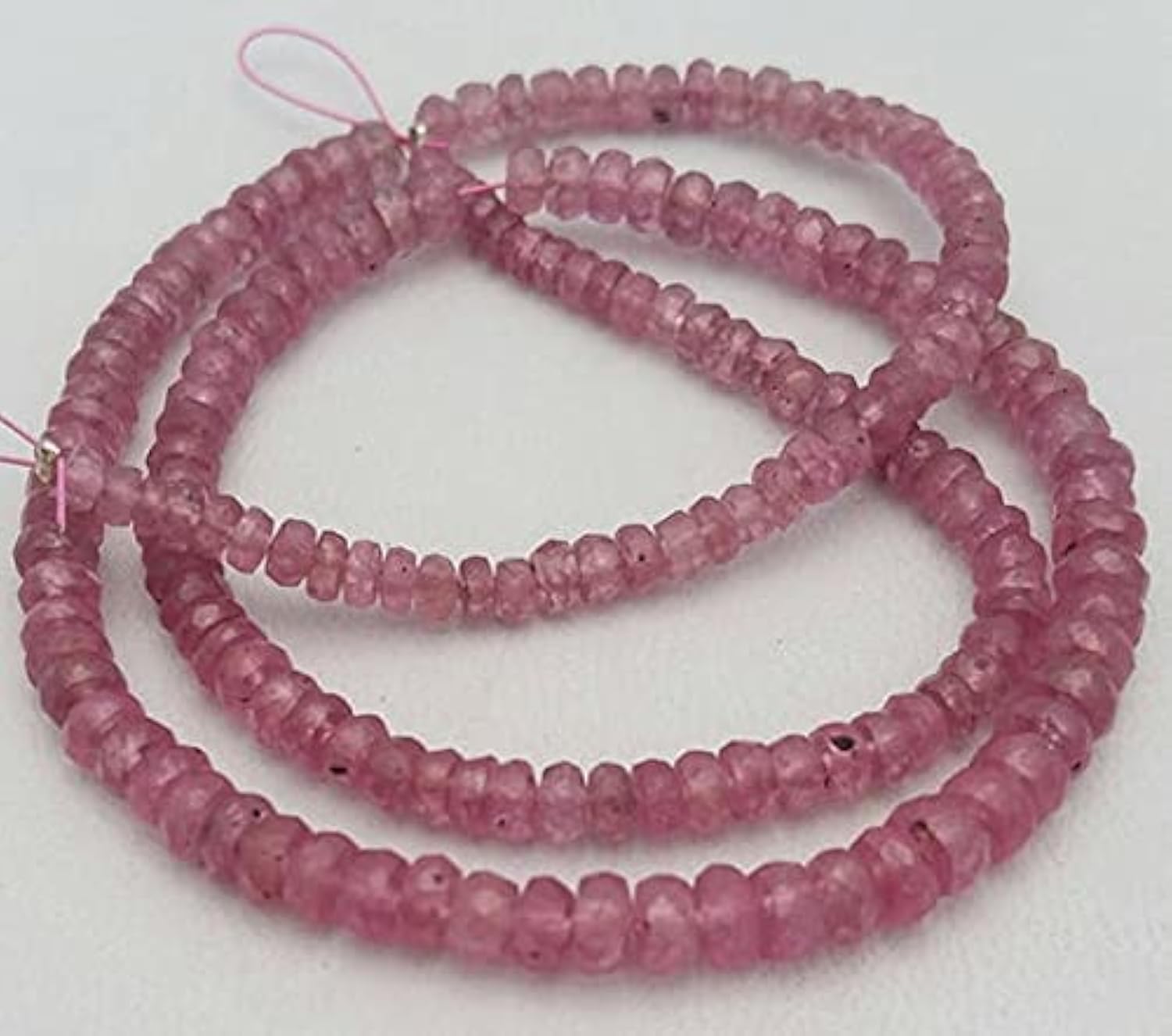 Rubis en perles 3-5mm fil de 16" pour créer le collier rouge de vos soirées