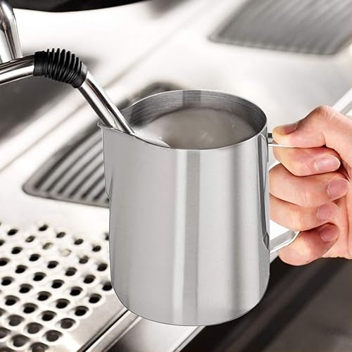 Miniatura 2 de ENLOY - Jarra espumadora de leche de acero inoxidable de 20 onzas, perfecta para máquinas de espresso, espumadores de leche, arte con leche (20.3 fl