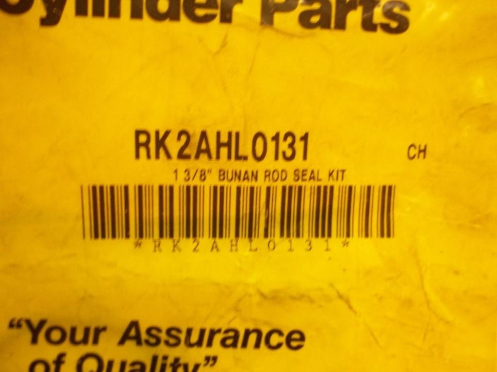 CYLINDER DIVISION RK2AHL0131 Rod Seal KIT, Calls 1, Cylinder Replacement, 1 3/8 INCH Rod Diameter, Buna-N, Series 2A/2H/3L/VH
