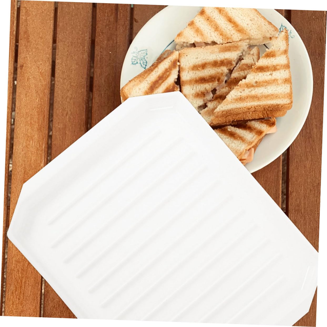 PRETYZOOM 3pcs Microwave Bacon Cooker Tray Multi-purpose Baking Pan for Oven Microwave Easy to Clean Bakeware for Cooking Bacon Roasted Meat Lasagna and Desserts