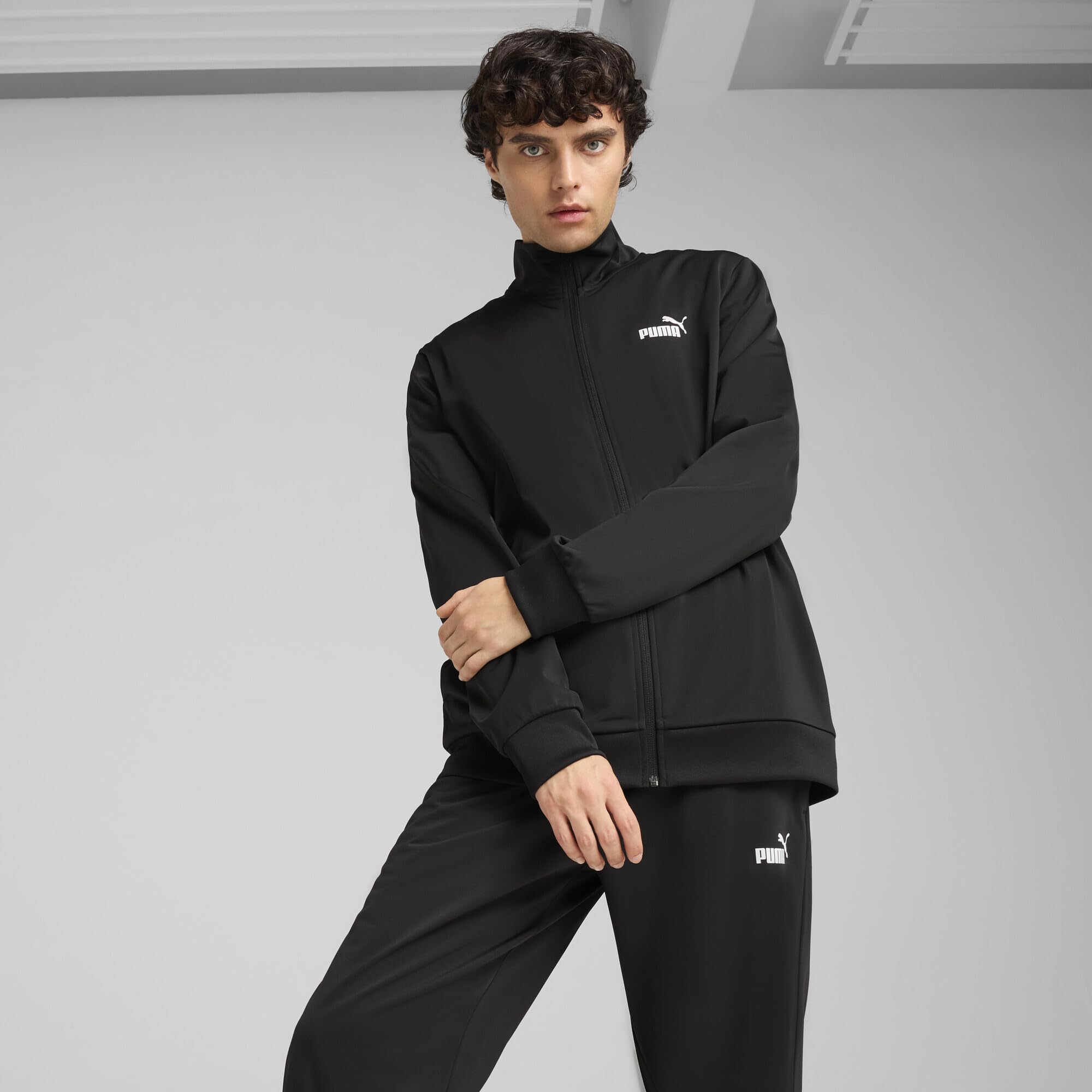 PUMA Ess Poly Suit Cl Abiti lavorati a maglia Unisex - Adulto (Pacco da 1)