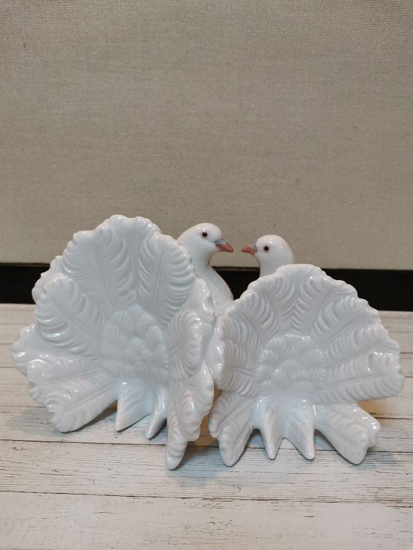 Amazon.co.jp: リヤドロ つがいの鳩 絶版縁起物 : ホーム＆キッチン