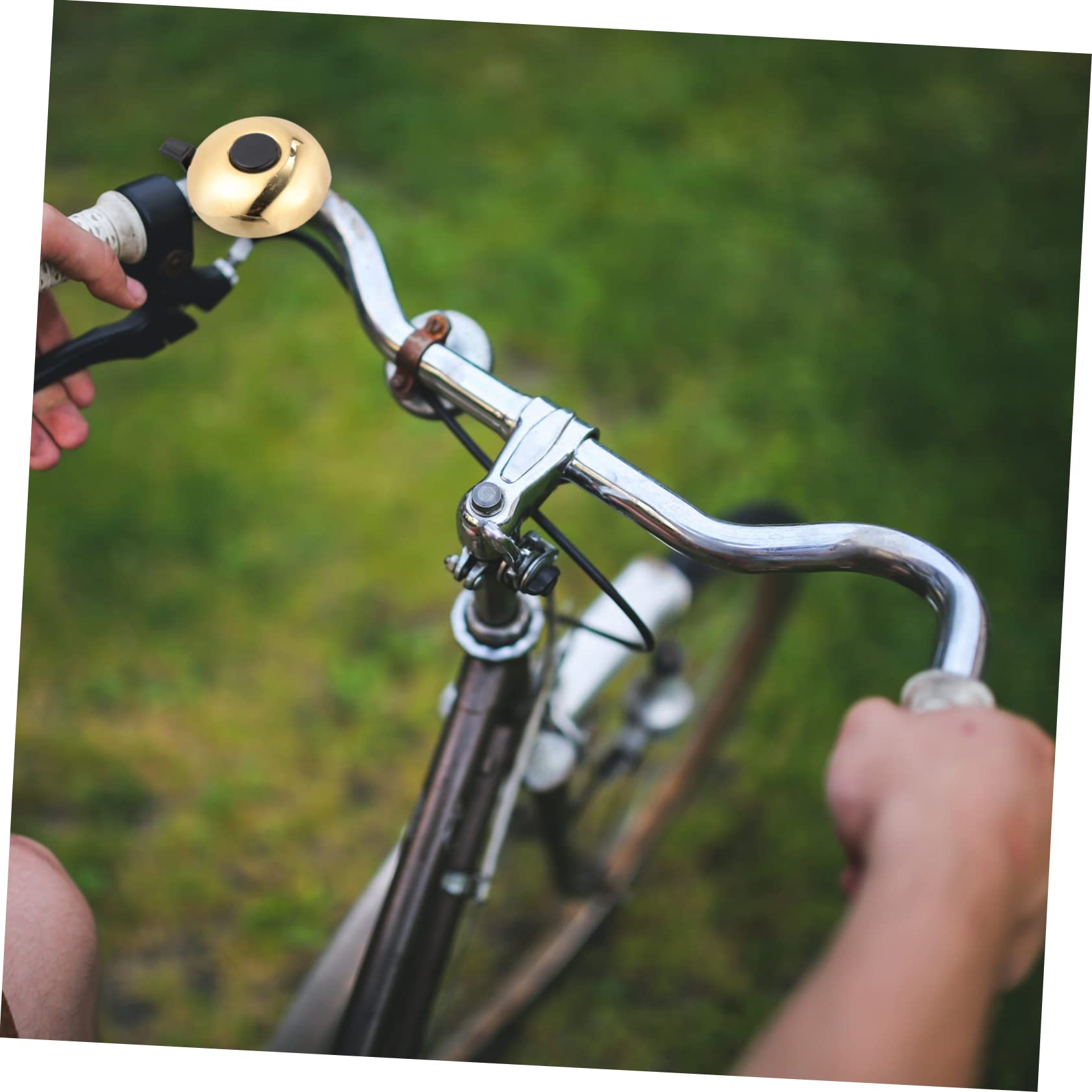 GRIRIW Bikes Mini Bell Loud Clear Sound Bike Handlebar Bell for Road Cycling Suitable for Mountain Urban and Scooter Use Easy to Install Left Right Side