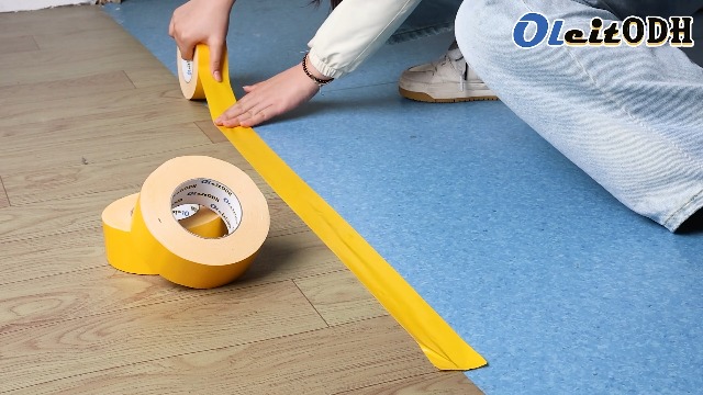 Image of Oleitodh 12 Pack Yellow Duct Tape Heavy Duty,8.3 Mil Thickness,2 Inches x 60 Yards,Strong Industrial Strength,Flexible,No Residue,Waterproof and Tear by Hand,Multi-Use for Indoor & Outdoor Repairs