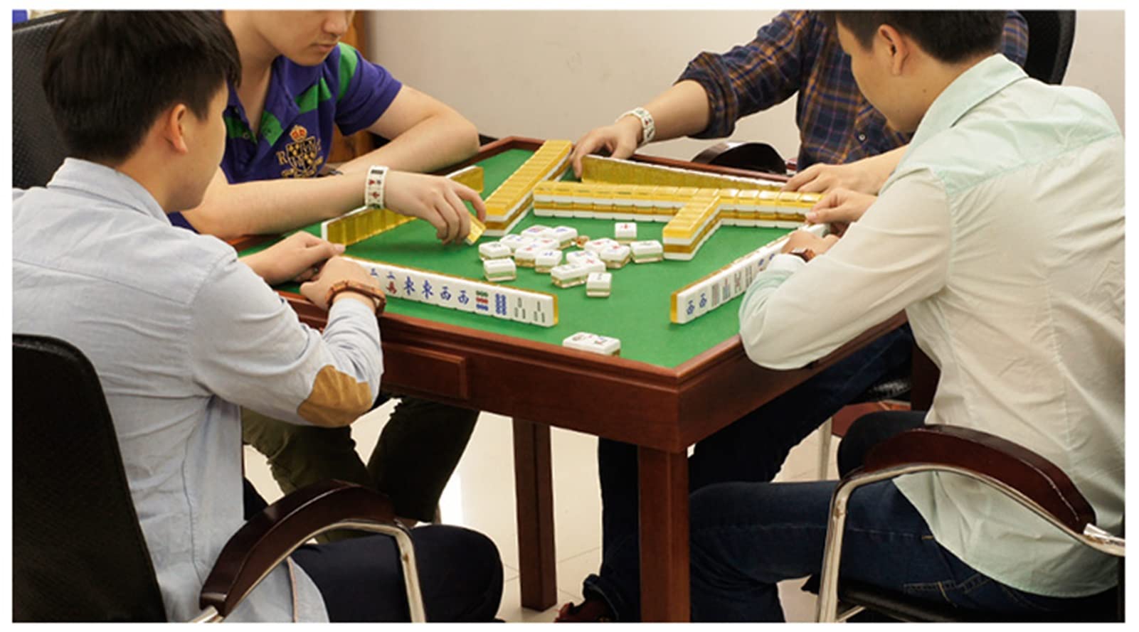 Tavolo Mahjong con 4 gambe e cassetti, design in legno massello, include piastrelle Mah Jong da 39 mm, perfetto per serate di gioco in famiglia e riunioni