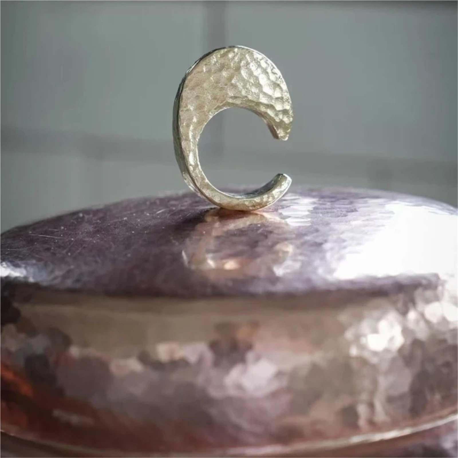 Hammered Kupfertopf Handgefertigter Vintage-Kupfertopf, tragbarer Camping-Topf mit Deckel, Kochutensilien for Köcheln von Speisen, 15 cm Hammerstruktur
