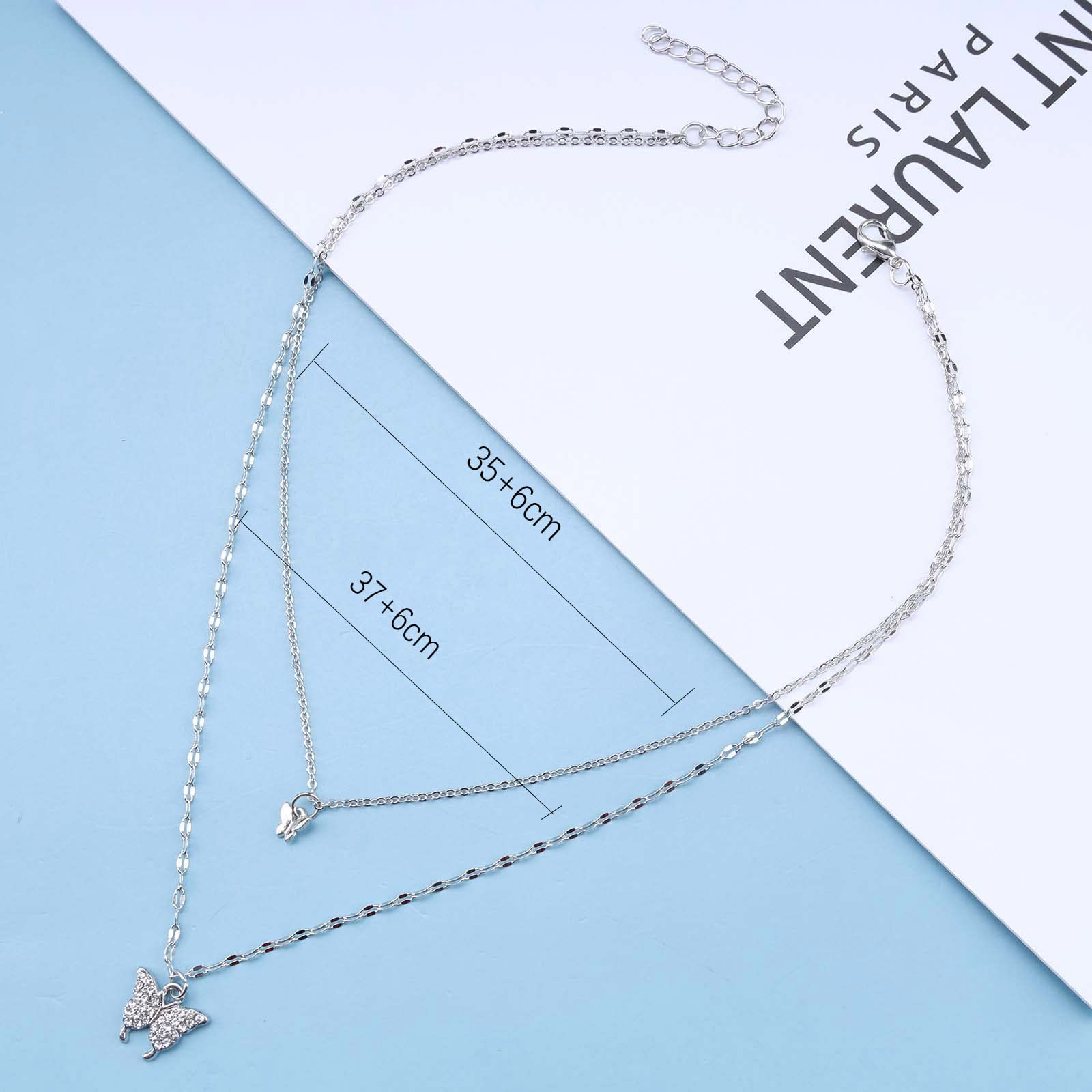 Collana Girocollo Donna Stratificata Con Mini Farfalla E Cristallo – Gioiello Scintillante In Lega – Ideale Come Regalo Per Ragazze