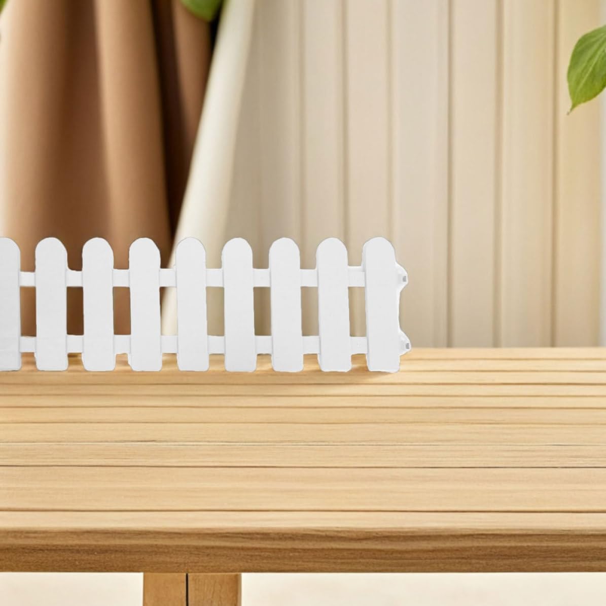 Outanaya 6 Pcs Plastic Small Animals Fence for Garden and Yard, Portable and Detachable Pet Puppy and Small Pets Enclosure, Natural Environment Simulation Outdoor Border Fence
