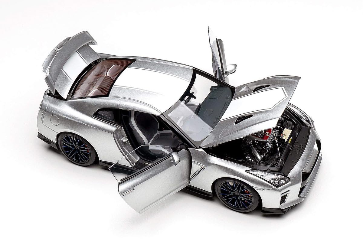Amazon | MOTORHELIX 1/18 ニッサン GT-R R35 51th Anniversary
