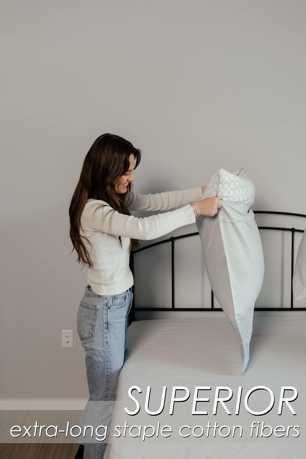 1000 Thread Count Bed Sheet Sets - Luxurious 100% Cotton Deep Pocket Sheets - Bedding Set Includes One Flat Sheet, One Fitted Sheet & Two Pillowcases - Queen Size, Gold