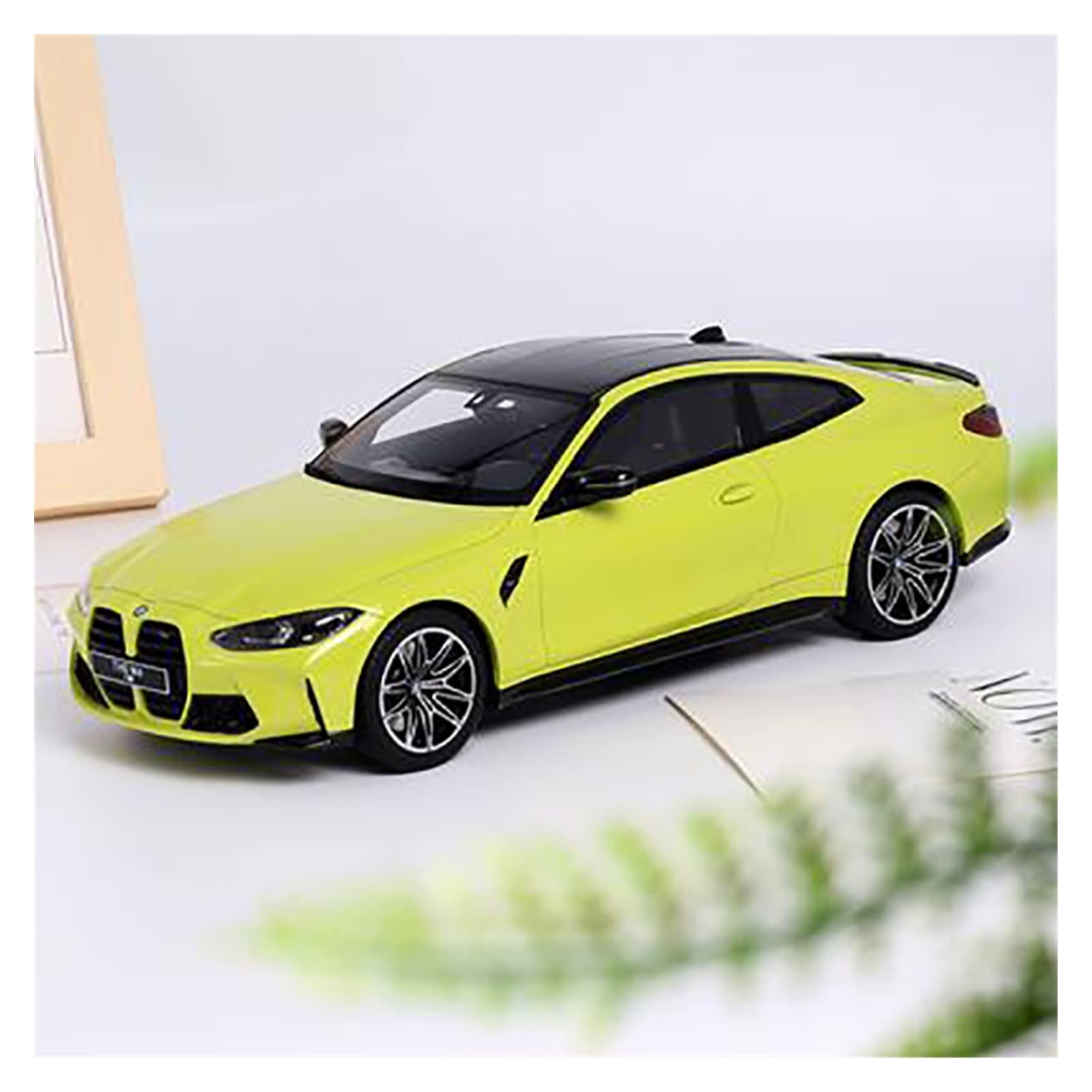 BMW M5 1/18 ダイキャスト￼モデルカー Amazon.co.jp: BMW M5 1:18スケール スペシャルエディション