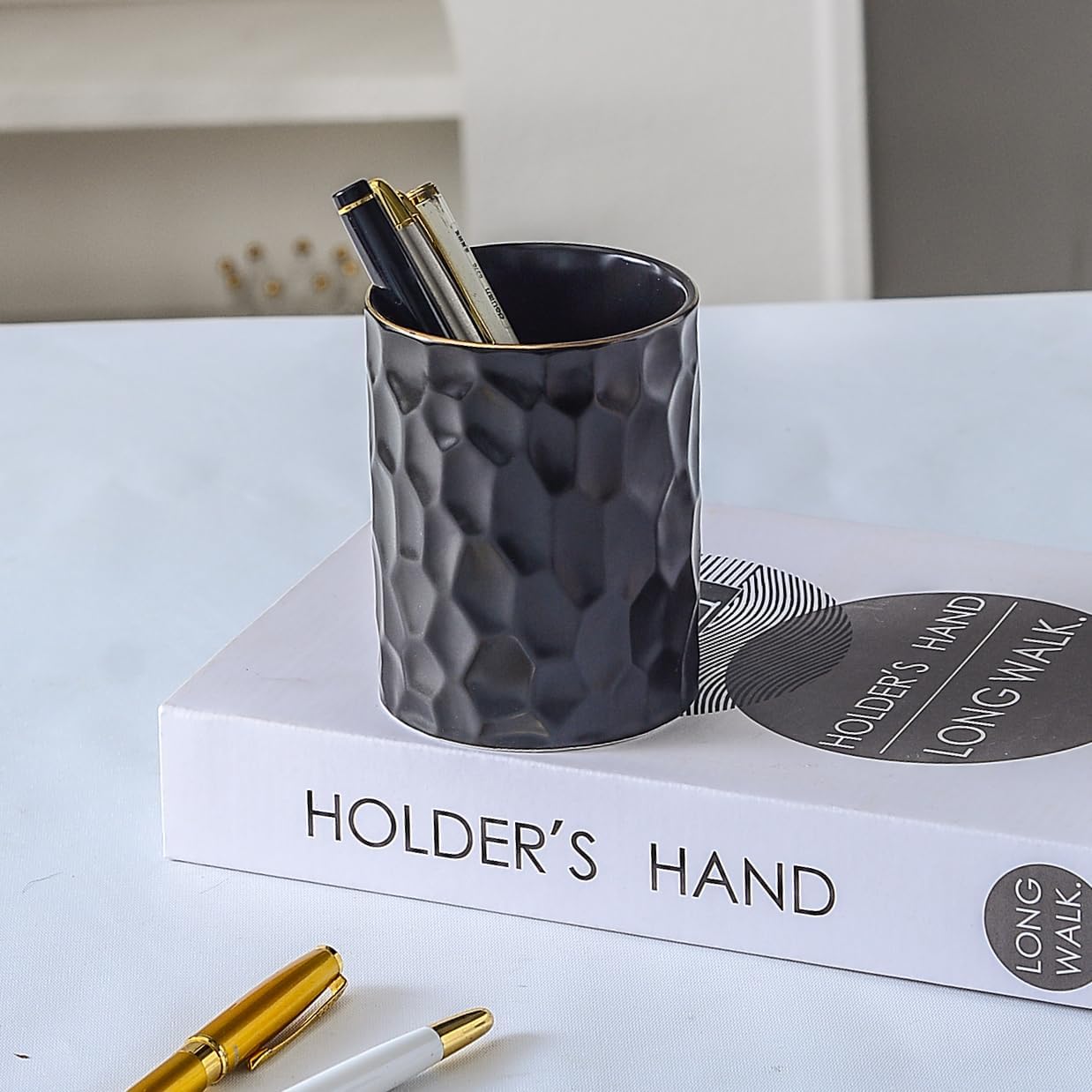 Ceramic Aesthetic Pen Holder for Desk Cute Pencil Holder Cup Pot Desk Organizer for Men Women Makeup Brush Holder Toothbrush Holder (Black) image 5