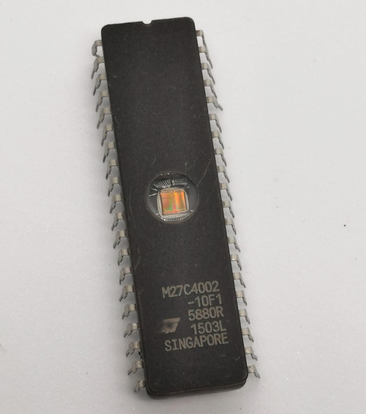 10 Piezas De EPROM M27C4002-10F1 DIP-40 - Reacondicionadas, Marca ST, Para Reparación O Reciclaje Electrónico