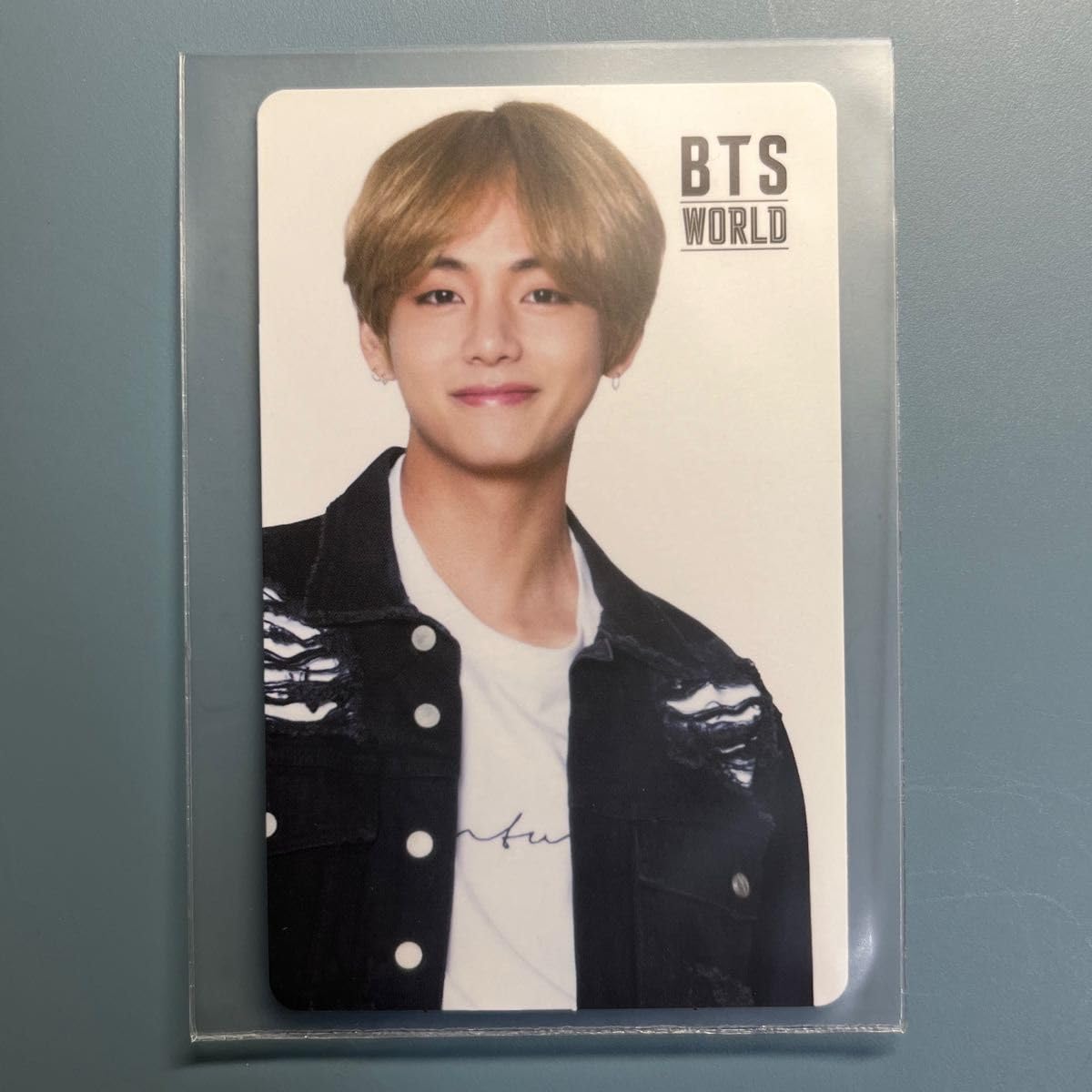Amazon.co.jp: bts v キムテヒョン テテ bts world トレカ : おもちゃ