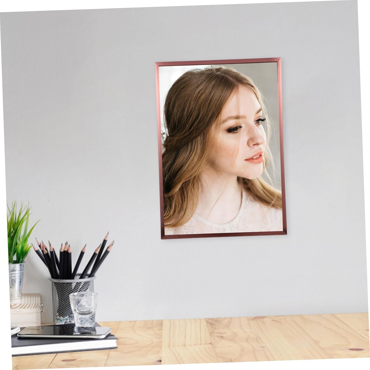 Hemobllo Poster Frame for Lightweight Wall-mounted Display for Certificates and Art Finish