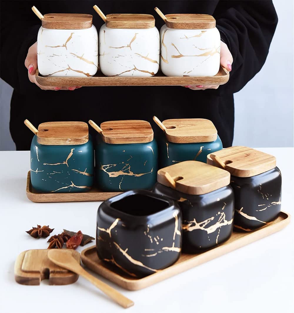 LPY Lot de 3 Pots à épices en céramique, Pot à épices de Cuisine en marbre Mat, Pot en céramique avec Couvercle, cuillère et Plateau, Parfait pour la Cuisine-White