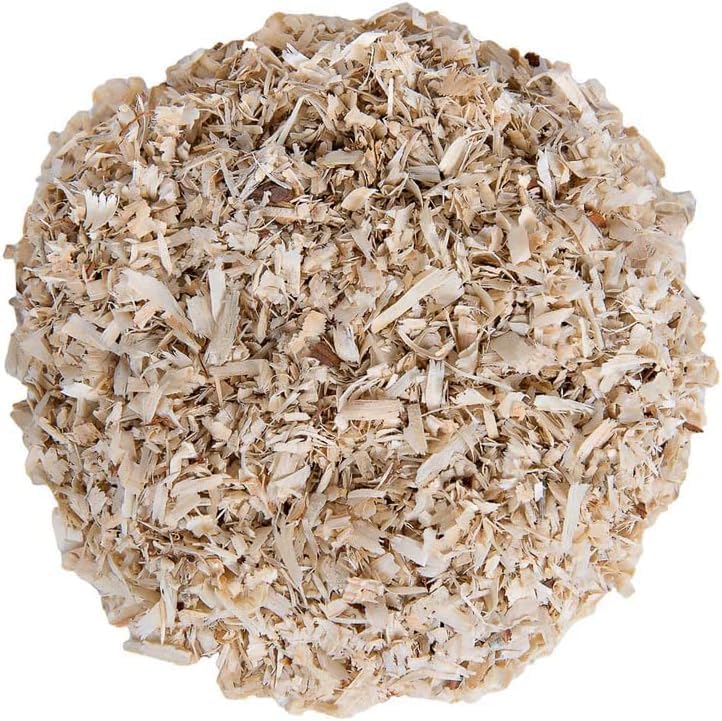 small pet select pine shavings chicken bedding, coop and brooder supplies for chickens and baby chicks, 2 pack, 141l (282l total)