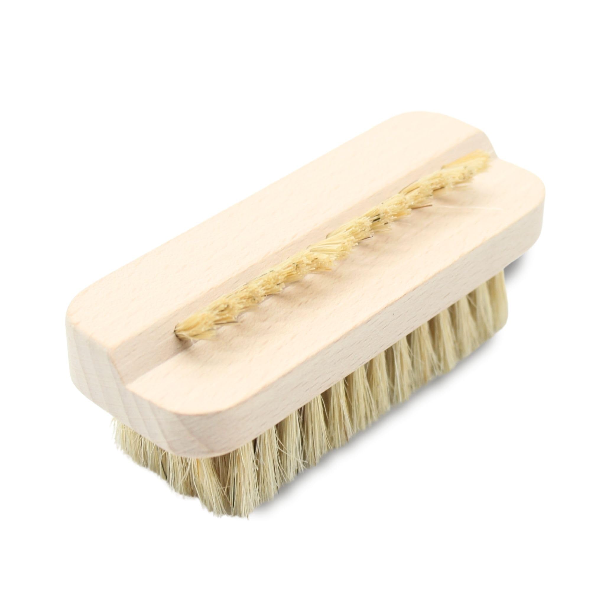DOJA Barcelona Wooden Nail Brush with Compact and Portable Design, Pack 2, Hand Brush for Easy Care and Durable Use