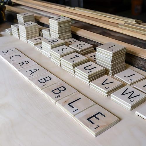 Miniatura 7 de Scrabble - Plantillas de letras de azulejos de 3 pulgadas, paquete de 28 plantillas de alfabeto estilo Scrabble para pintar sobre madera, plantillas