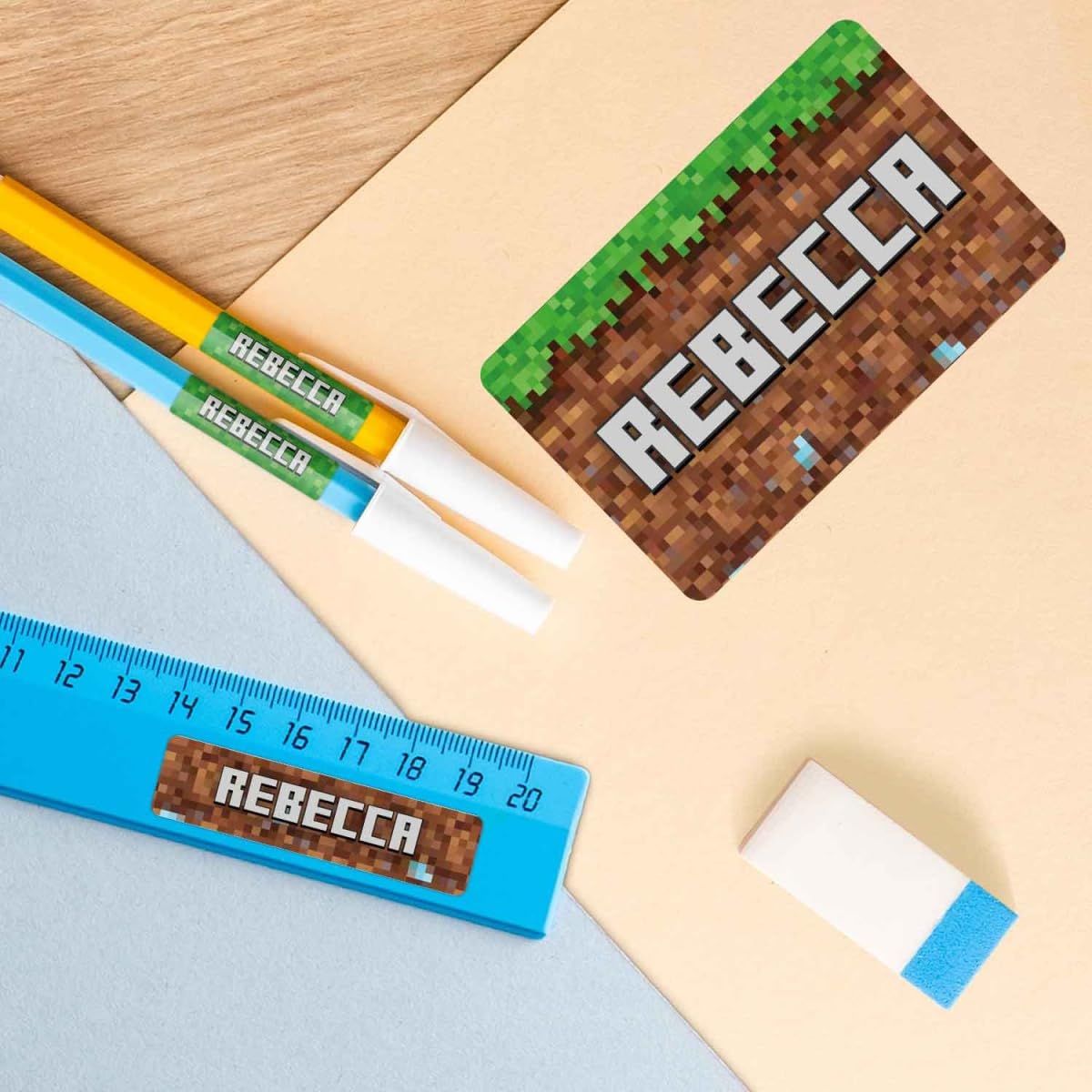 GRAVURZEILE Etichette scolastiche – Fata Design – Personalizzate con nome – 100 adesivi in 3 misure per scrivere oggetti scolastici – Quaderni – Regalo per l'inizio della scuola