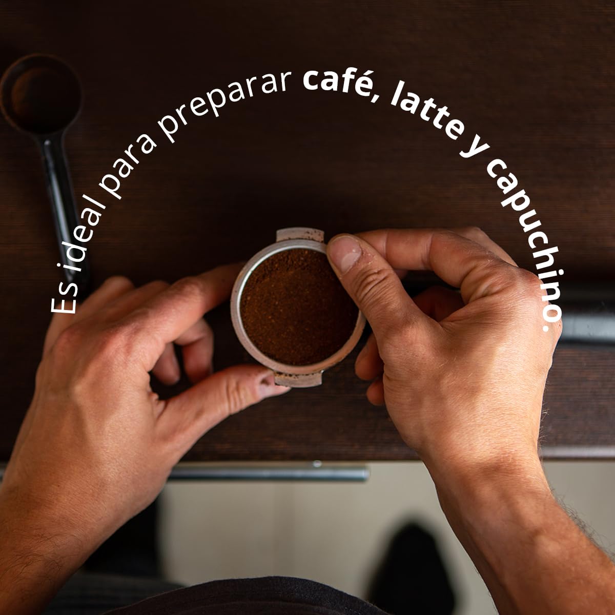 Wielofunkcyjny ekspres do kawy - ciśnienie 15 barów - idealny do kawy, latte i Capuccino - Zbiornik na mleko 700 ml - wyjmowany zbiornik na wodę 1,2 l - przygotowuje 2 filiżanki - Wykończenie: stal