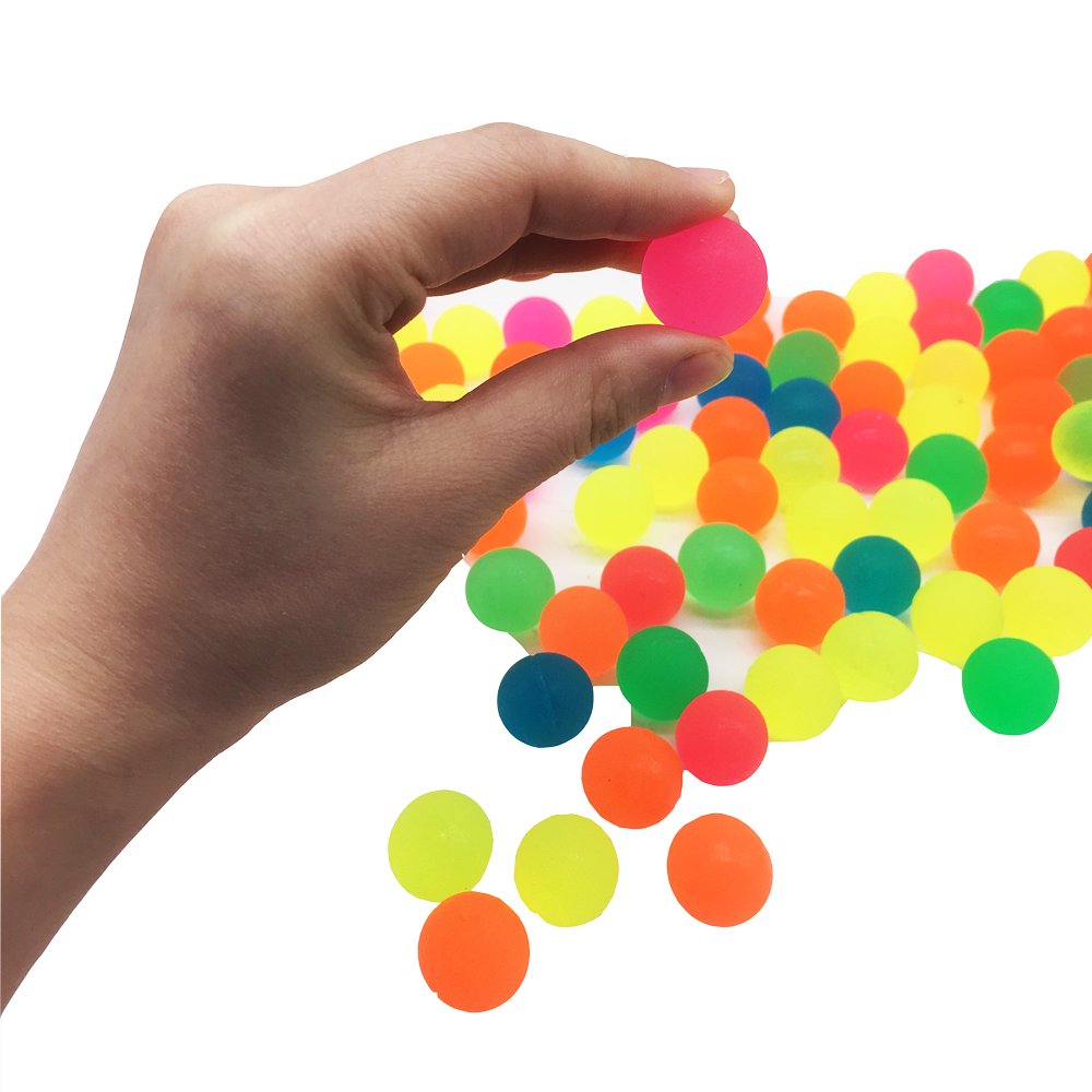 Paquete de 100 bolas rebotantes, colores surtidos, bolas de rebote de color sólido para jugar y premiar a los niños 5