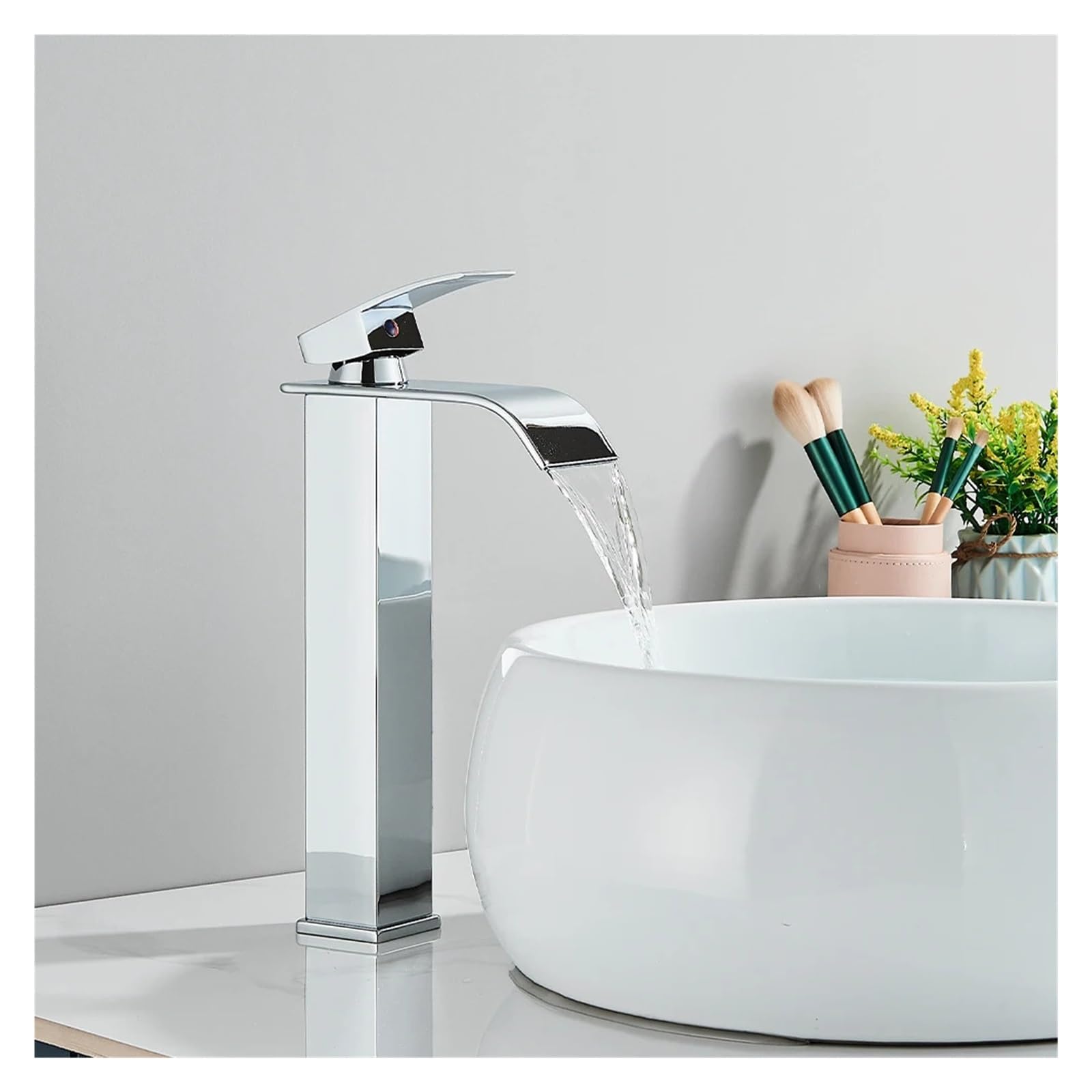 Robinet de lavabo cascade eau chaude et froide pour meuble vasque