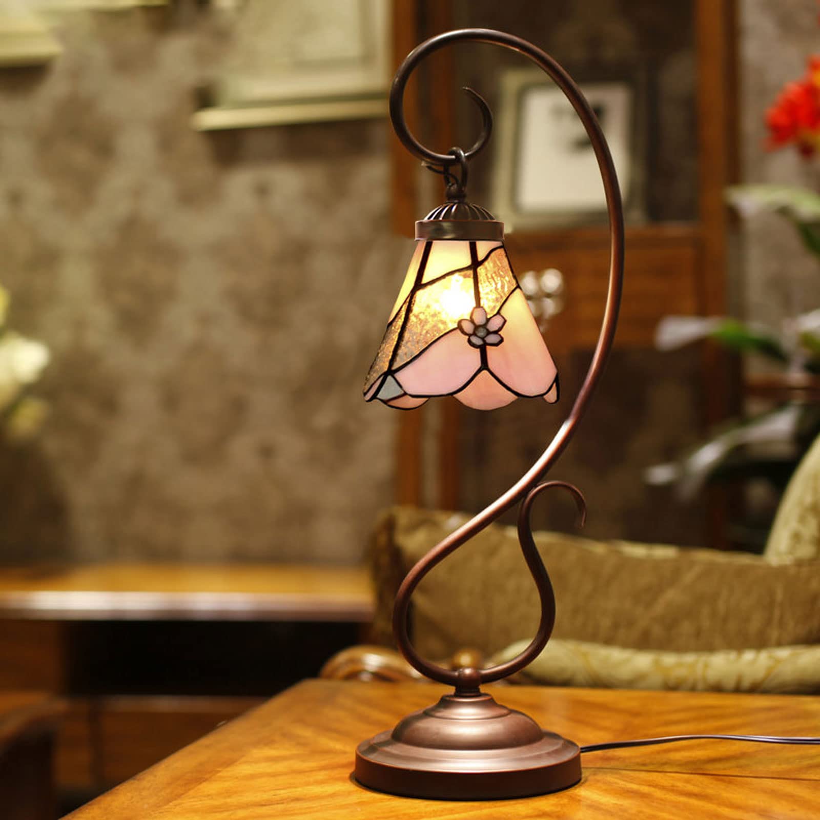 Lampy stołowe tiffany witraż klosz lampki nocne do sypialni LED E27 róża winogronowa kwiat lilii lampka na biurko lampa do salonu needed