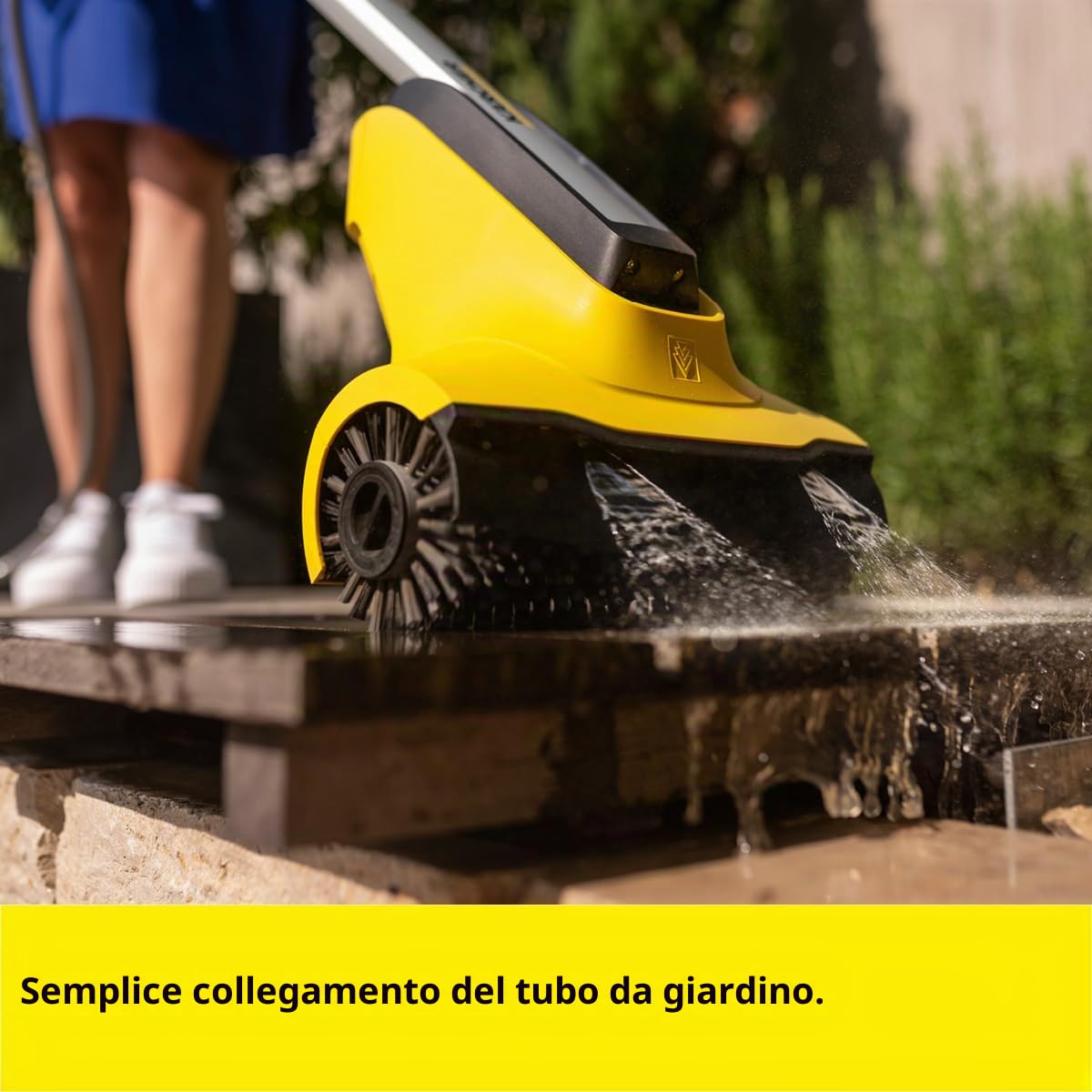 KÄRCHER lavasuperfici a batteria PCL 3-18, ideale per la pulizia dello sporco ostinato da terrazzi e patii, pressione: max. 10 bar, portata d'acqua a 4 bar: max. 180 l/h (batteria non inclusa)