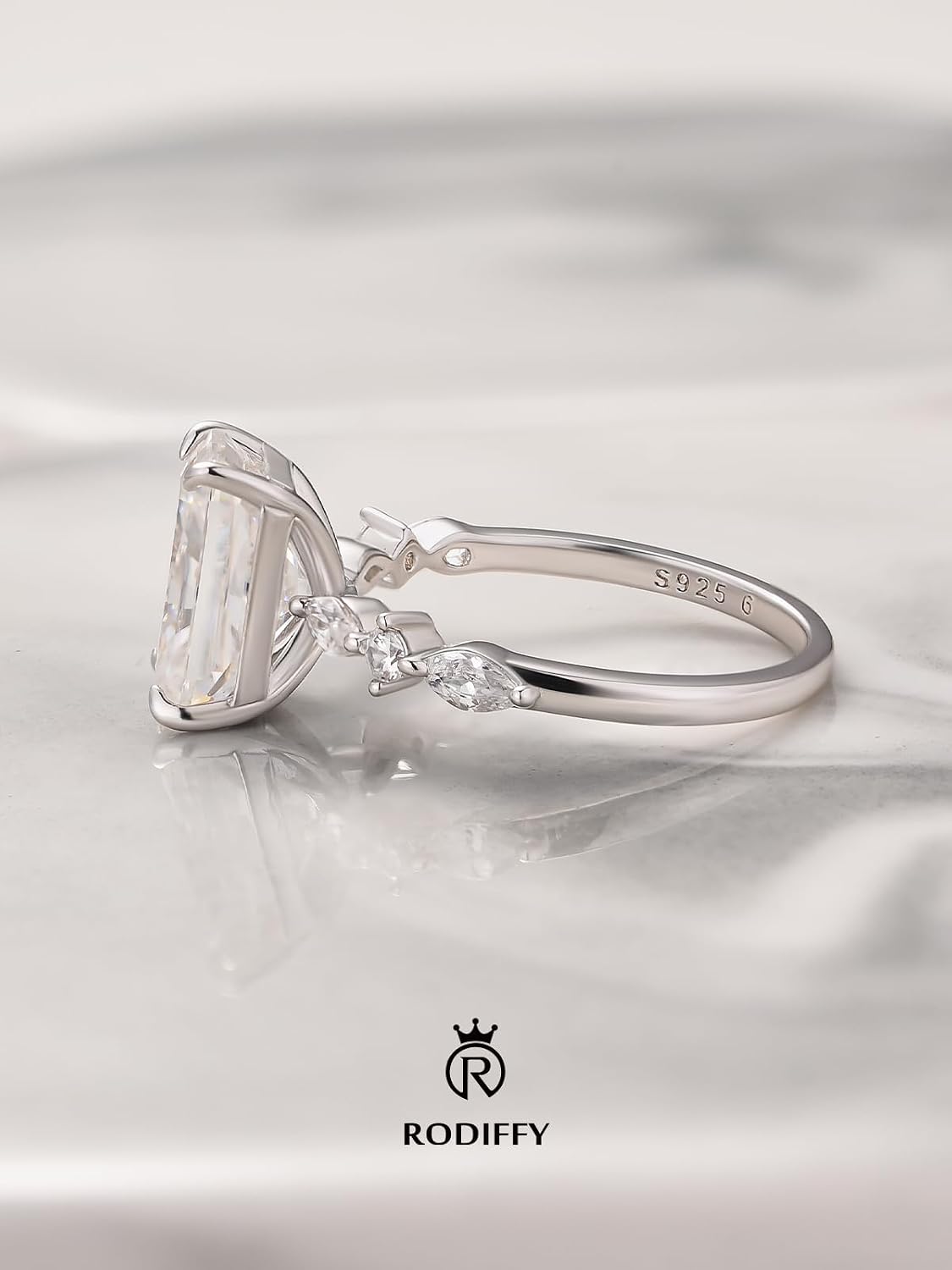 RODIFFY 3.5 Carat Elegant Radiant Cut Moissanite Engagement Ring for Women, S925 Silver Lab-Created D Color VVS1 Clarity Moissanite Promise Ring with 14K Gold Plated