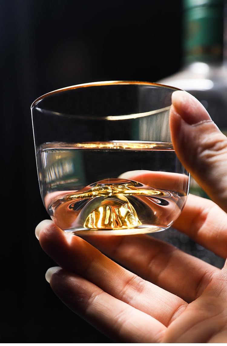 Amazon.co.jp: LIVIA金山/銀山ぐい吞み 職人手作り吹きガラス 切子