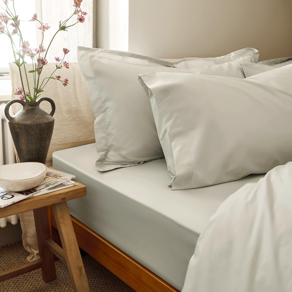 Christy 200TC Organic Super King Fitted Sheet | Pebble Beige | 100% Certified Organic Cotton Bedding | Super Soft and Smooth Bed Linen โ image 1