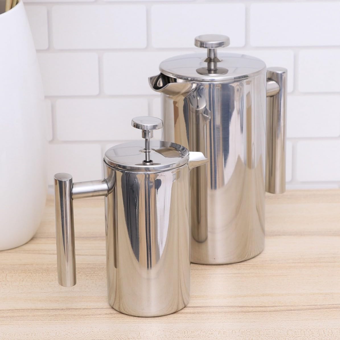 jojofuny Cafetière à Piston Filtre Intégré en Acier Inoxydable Double Paroi Isolante 350ml Design Moderne Portable pour Camping et Voyage